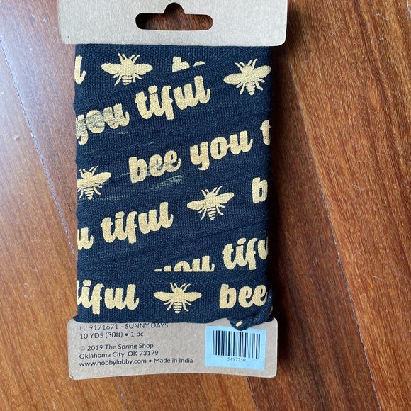 NEW Cotton Garland - Bee You tiful - Picture 3 of 4